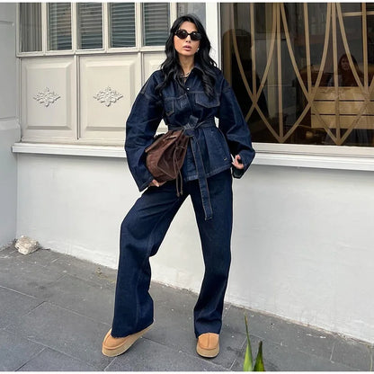 Ensemble en Denim veste en jean ceinturée et pantalon droit